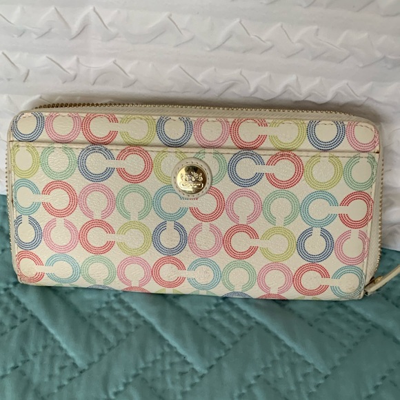 Coach Wallet - Picture 8 of 11